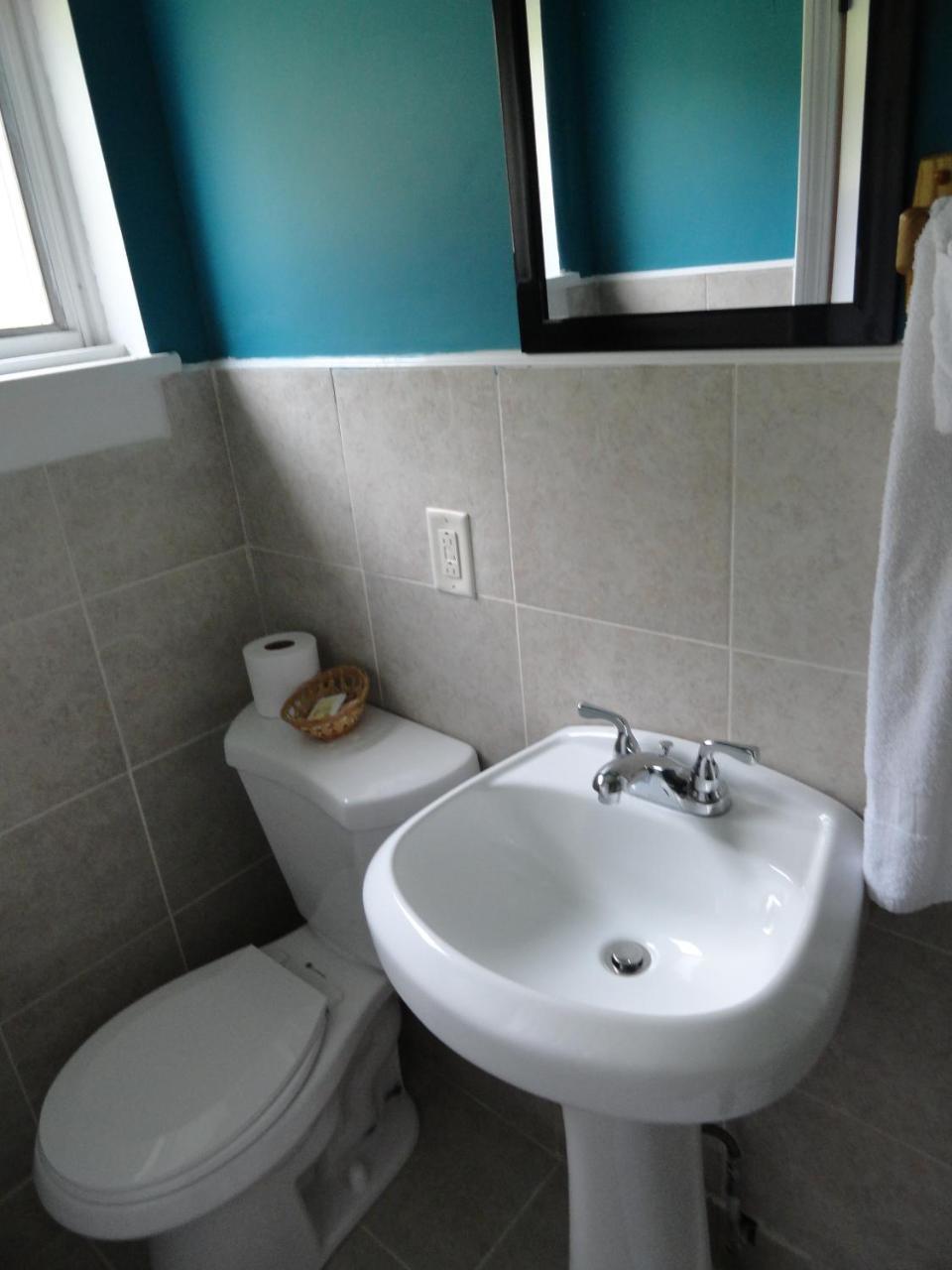 Elm Tree Motel Craryville Экстерьер фото